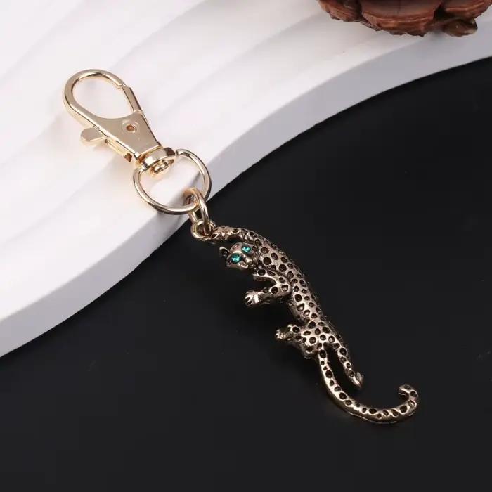 Porte-clés pendentif panthère Animal pour femmes, sac à main, breloques de voiture pour hommes, orne