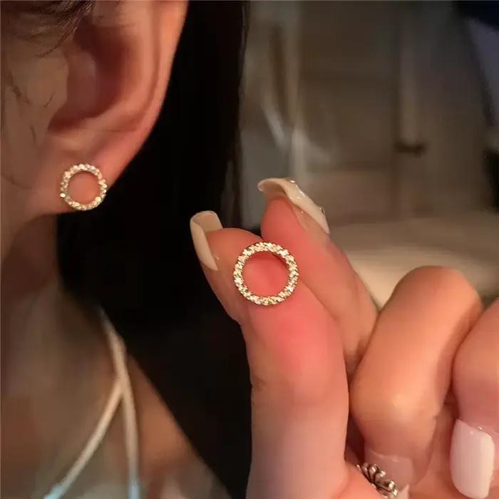 Boucles d'oreilles délicates en petit cercle pour femmes, couleur or, cristal minimaliste, fête coré