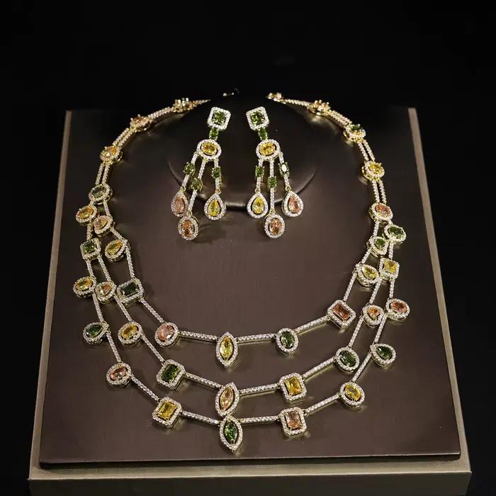 Ensemble collier et boucles d'oreilles en strass brillant, accessoire de bijoux scintillant pour fem