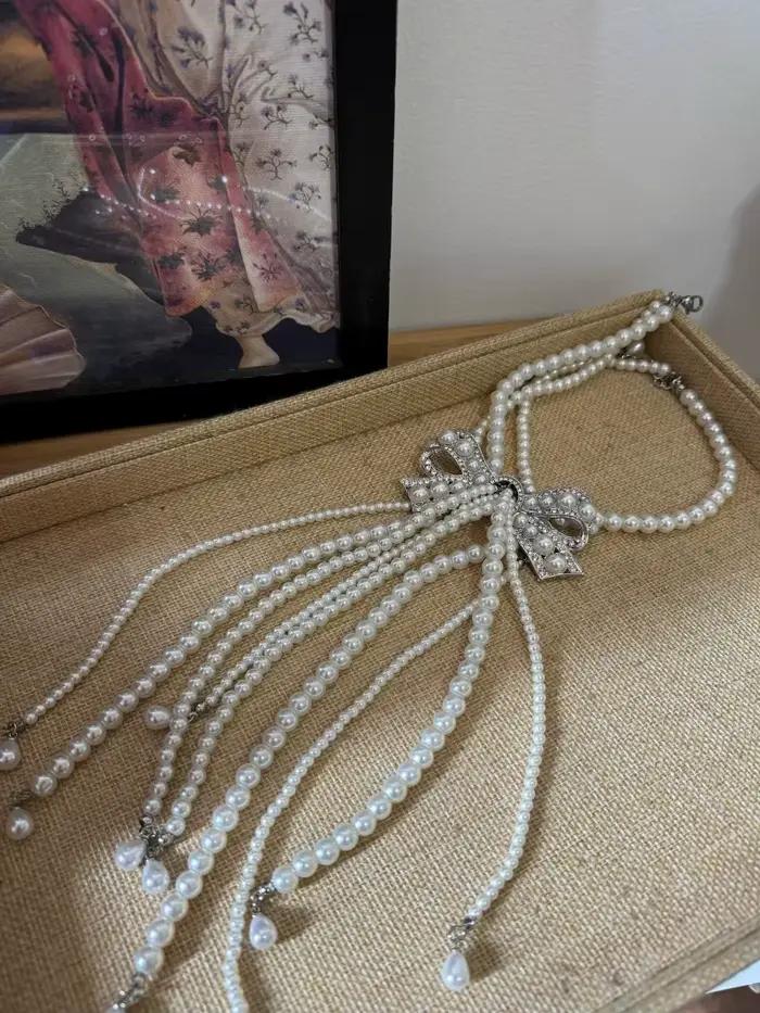 Collier de perles à nœud en diamant français, élégant, luxe léger, design raffiné, chaîne de clavicu