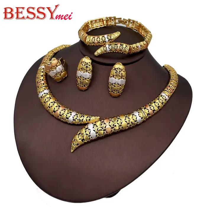 2025 nouveau ensemble de bijoux pour femmes exagérer grand collier Bracelet ovale boucle d'oreille d