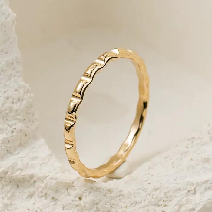 Bague épaisse remplie d'or 14K, bijoux délicats résistants au ternissement, bijoux Boho faits à la m
