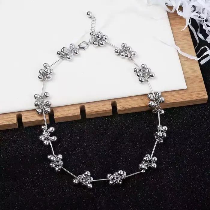 Nouveau Collier Perles de Raisin 2024 pour Femme, Accessoire Premium Fait Main, Chaîne de Clavicule,