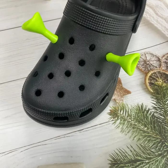 Ensemble de breloques de chaussures avec oreilles Shrek, 2 pièces, accessoires sabots, sandales, acc