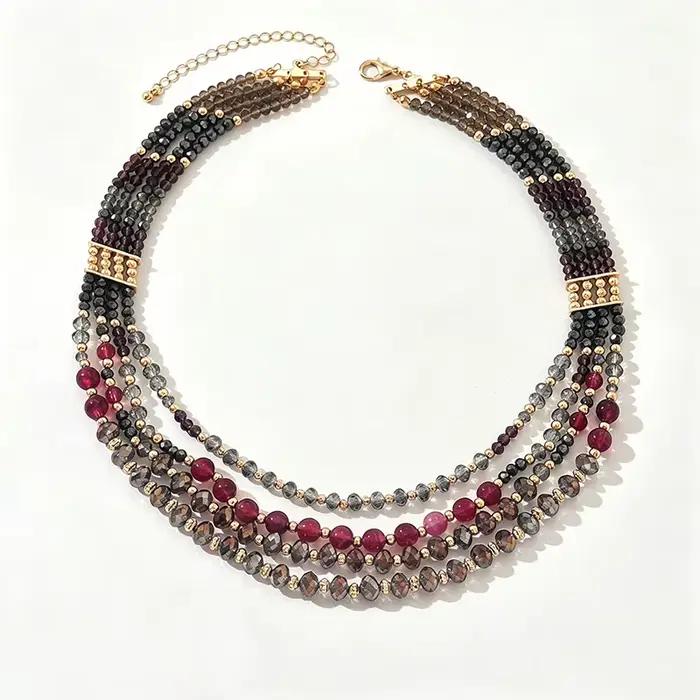 Collier de perles de verre multicouches pour femmes, bijoux de mode, accessoires de fête intemporels