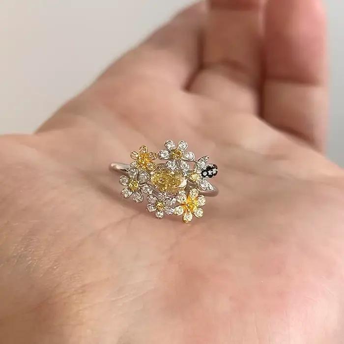 Bagues d'automne en diamant incrusté de petites fleurs pour femmes, bagues exquises de luxe légères 