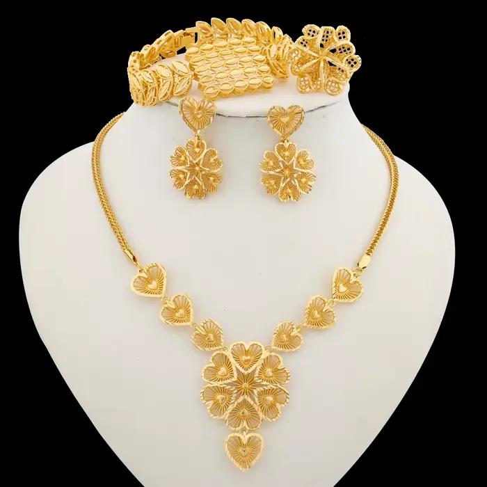 Ensemble de bijoux pour fête, pendentif, collier et boucles d'oreilles avec Bracelet, bague, collier