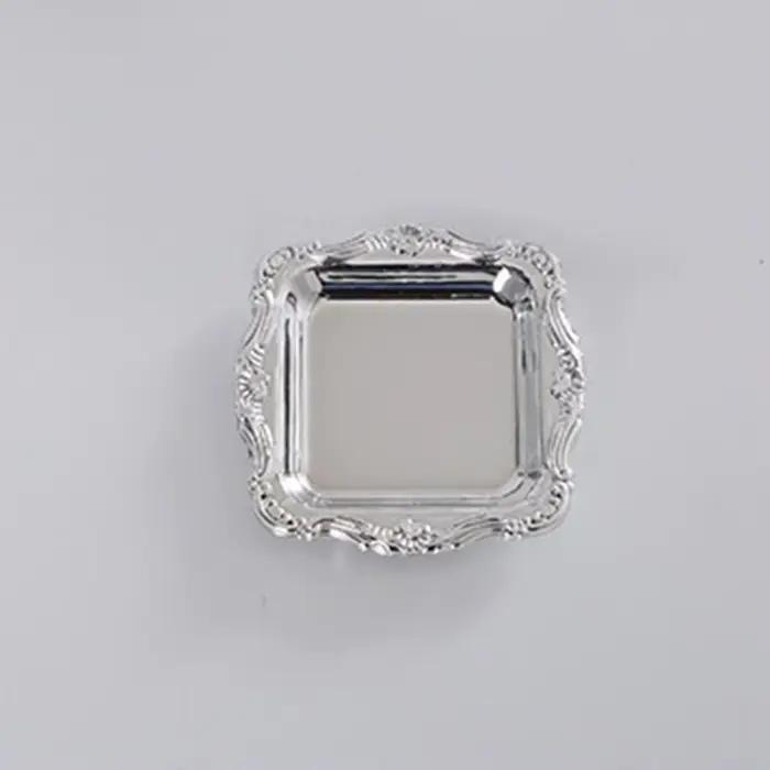 Présentoir de bijoux, gâteau de fête de cuisine pour la décoration de la maison, assiette de fruits,