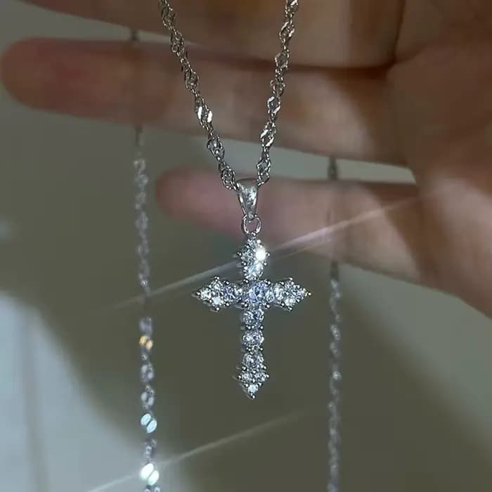 Collier pendentif croix en Zircon Simple pour femmes, chaîne de clavicule rétro exquise, Hip-Hop, do