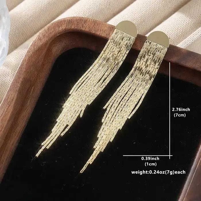 Boucles d'oreilles à pampilles dorées exquises pour femmes, élégantes et brillantes, accessoires de 