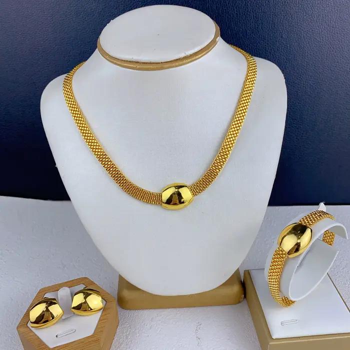 Dubaï Simple collier boucles d'oreilles ensemble de bijoux pour femmes plaqué or Nigeria indien afri