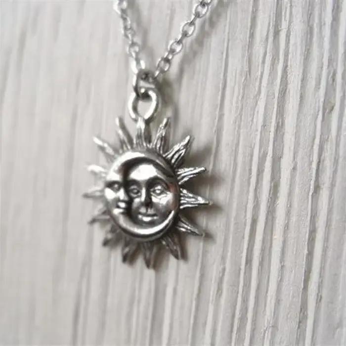 Nouveau collier soleil et lune breloque bijoux célestes amour délicat amitié Soulmate déclaration Punk pendentif cadeau mode femmes hommes