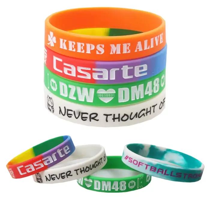 Bracelets en Silicone personnalisés avec technologie laser, 100/50 pièces, bracelet à la mode, gravure personnalisée, pour événements et fêtes