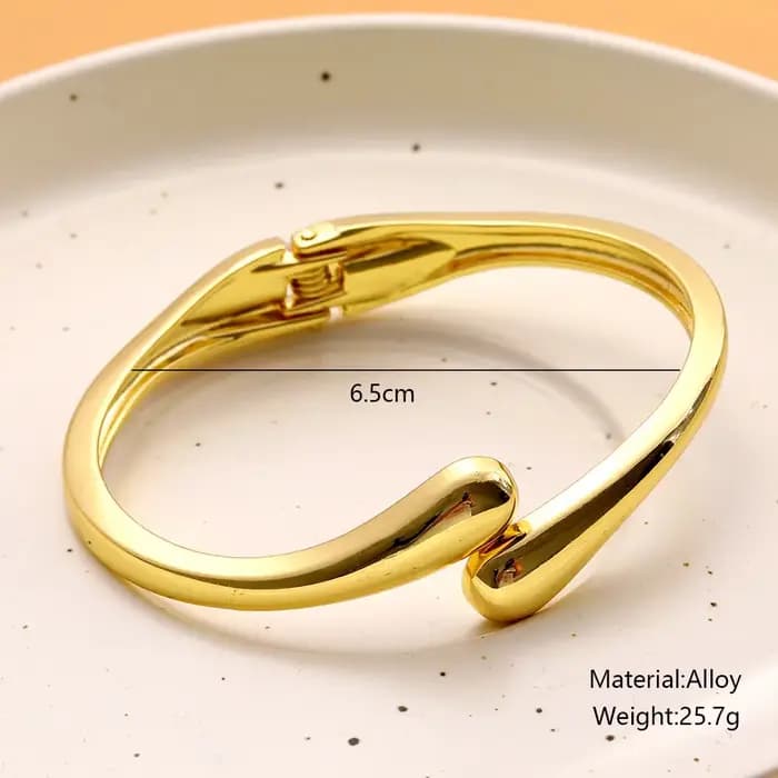 Bracelet Simple en forme de larme pour femmes, créatif, couleur or argent, manchette réglable, ouvert, bijoux à la mode pour filles