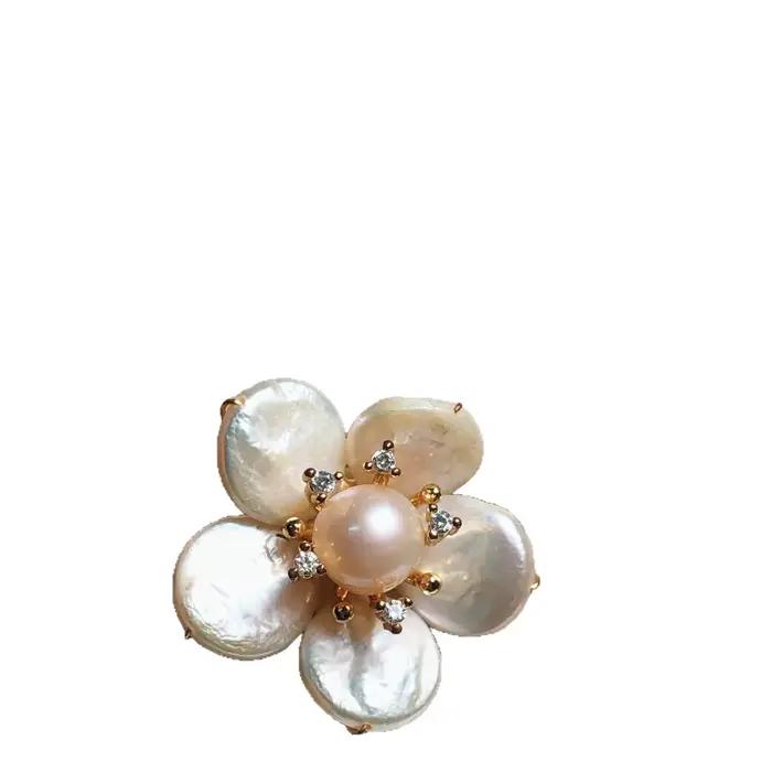 Bague en perles d'eau douce tendance, style rétro baroque, avec fleur en perles et cristaux CZ de luxe pour femme, accessoires de bijoux de charme, cadeaux