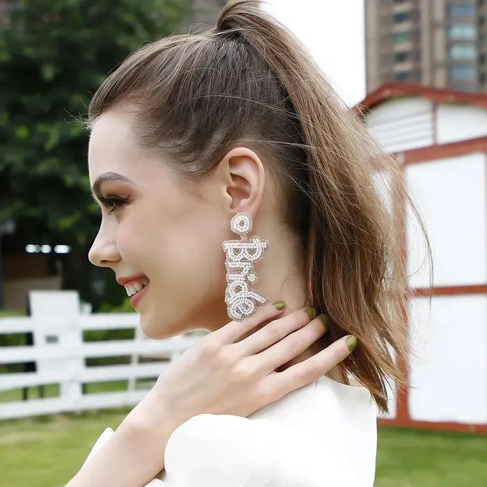 Mariée à être Boucle D'oreille Bachelorette poule Parti voyage Douche Nuptiale boho plage rustique mariage fiançailles Décoration Cadeau