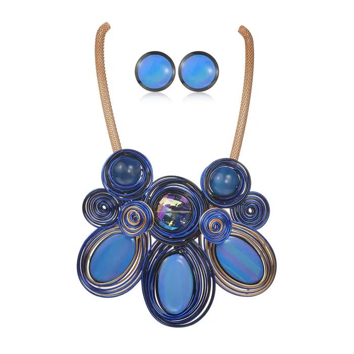 Nouvel ensemble de bijoux fantaisie pour femme, collier et boucles d'oreilles en fil d'aluminium tressé à la main avec perles de cristal, style audacieux et personnalisé