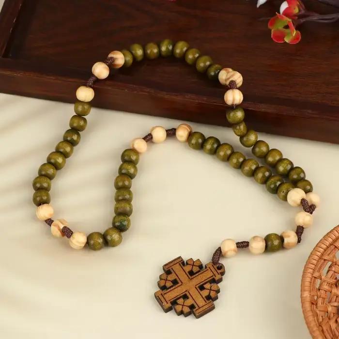 Collier Chapelet Croix Sacrée en Bois Vert et Marron, Ornements Religieux, Croix de Jésus, Bijou Cadeau