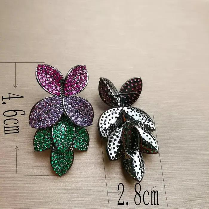 Bilincolor-Boucle d'oreille de luxe pour femme, grosse boucle d'oreille fleur violette et rouge, cuir chevelu vert