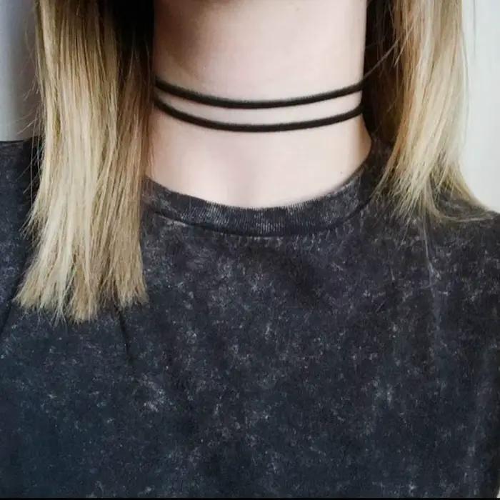 Collier Ras du Cou en Velours Noir à 2 Couches pour Femme et Fille