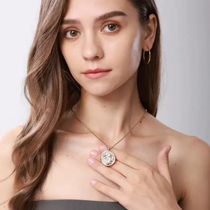 Collier esthétique avec pendentif pièce de monnaie déesse Athéna pour femme, en acier inoxydable, style vintage, bijoux, collier ras du cou, Collier Femme