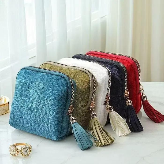 Pochette à bijoux en velours doux, plusieurs compartiments intérieurs, fermeture éclair à pompon lisse, organisateur portable pour femmes, voyages d'affaires