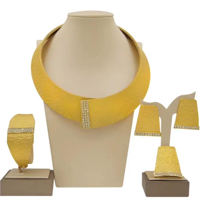 Collier pour femmes plaqué or brillant collier rond starter Simple mode boucles d'oreilles bague Bracelet Banquet Bijoux accessoires
