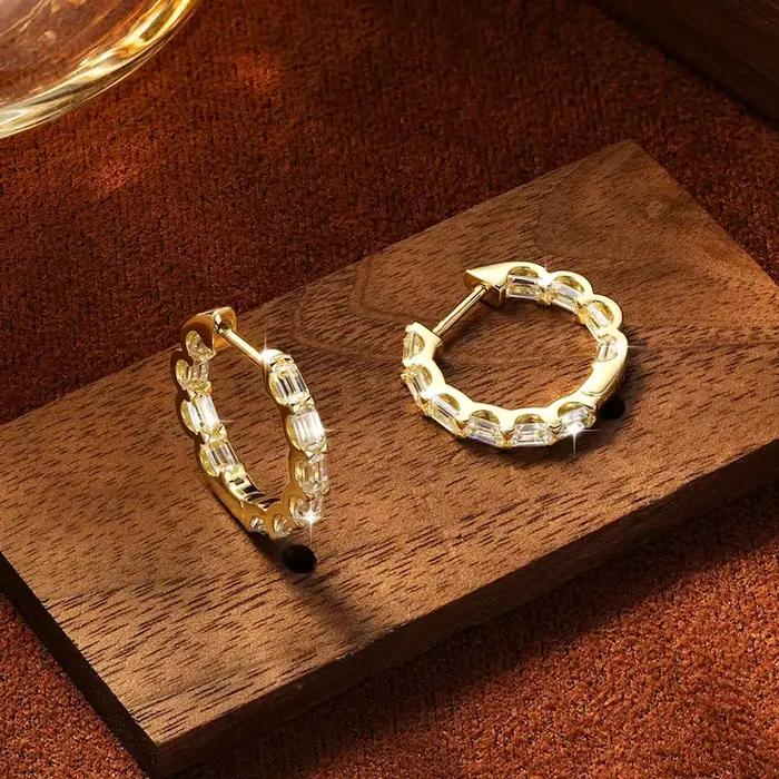 Rrjzz Boucles d'oreilles créoles de fiançailles pour femme, en moissanite pleine taille émeraude 3x2mm, boucles d'oreilles huggie de mariage, bijoux GRA, cadeaux
