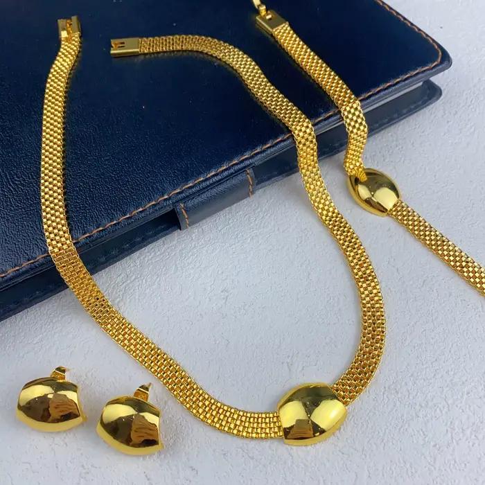 Dubaï Simple collier boucles d'oreilles ensemble de bijoux pour femmes plaqué or Nigeria indien africain mariée fête de mariage cadeau bijoux