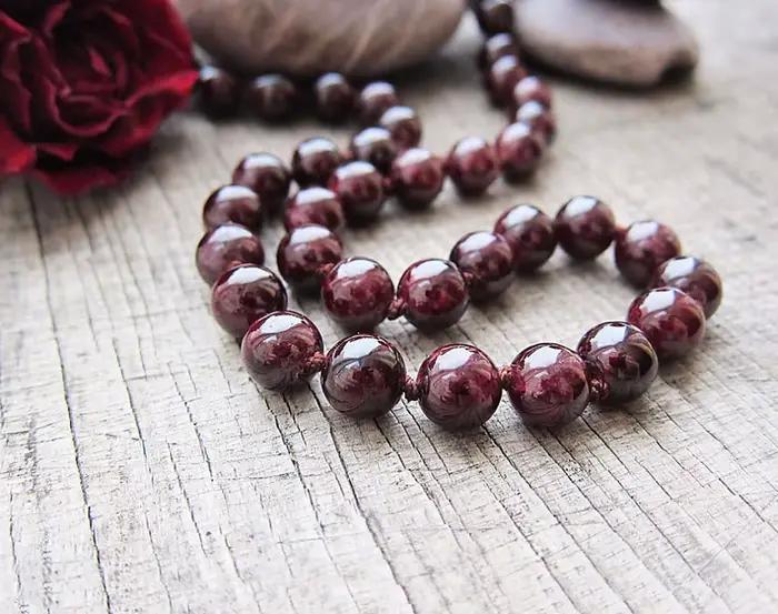 Collier de grenat naturel pour femme, court, noué à la main, colliers de la présidence, yoga, perles Mala, bijoux cadeaux pour femme, cadeau pour petite amie