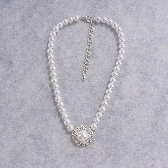 Ensemble de bijoux scintillants en perles fabriquées à la main, bijoux de déclaration de mode rétro pour les occasions de soirée de style formel avec un style élégant