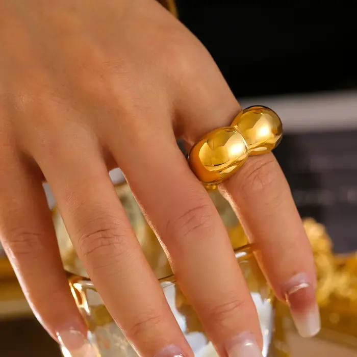 Liora haute qualité en acier inoxydable fleur anneaux pour femmes PVD plaqué or poli lisse pas de ternissement Index bagues bijoux