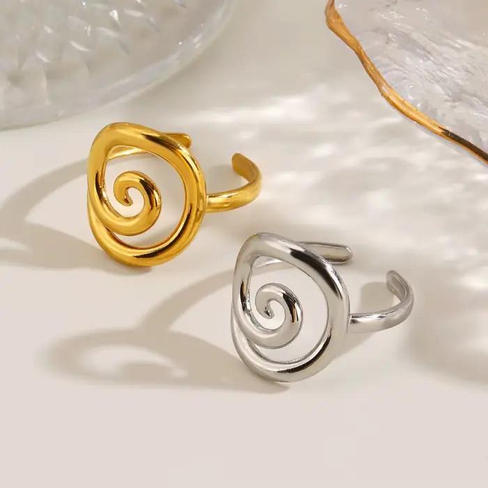 Bague tendance en acier inoxydable de luxe léger avec motif tourbillon circulaire ouvert, accessoire polyvalent pour le quotidien