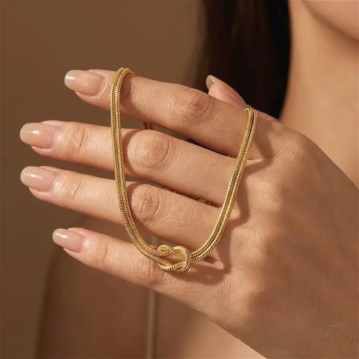 Infinity Love Knot Bracelets en acier inoxydable chaîne serpent élégant amitié Couples Bracelets pour femmes saint valentin bijoux cadeaux