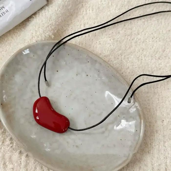 Nouveau Collier Cœur en Résine avec Chaîne Réglable, Chaîne de Pull de Luxe, Cordon en Cuir, Collier Tendance Rétractable pour Femme