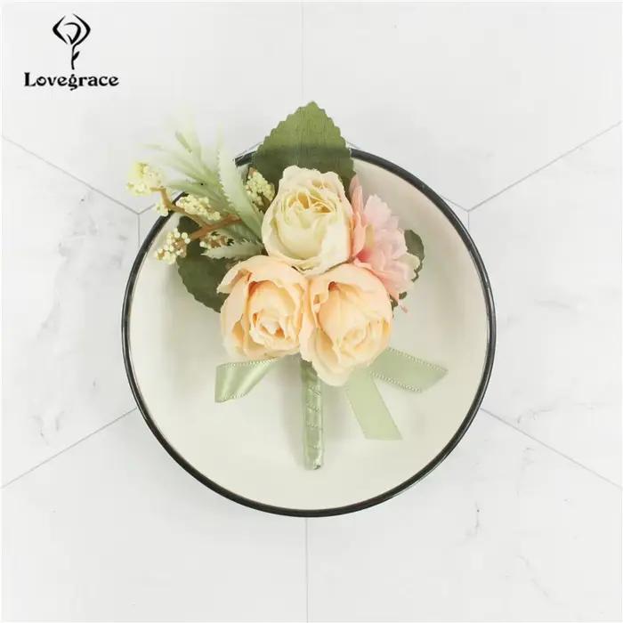 Bracelet de demoiselle d'honneur en soie avec fleurs artificielles pour mariage et cérémonies d'engagement élégantes corsage de poignet soie pour demoiselles d'honneur et témoins