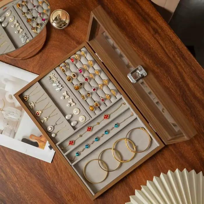 Boîte de rangement pour bijoux, boucles d'oreilles, bagues, colliers, accessoires de bijouterie, rangement pour clous d'oreilles, présentoir à bijoux exquis