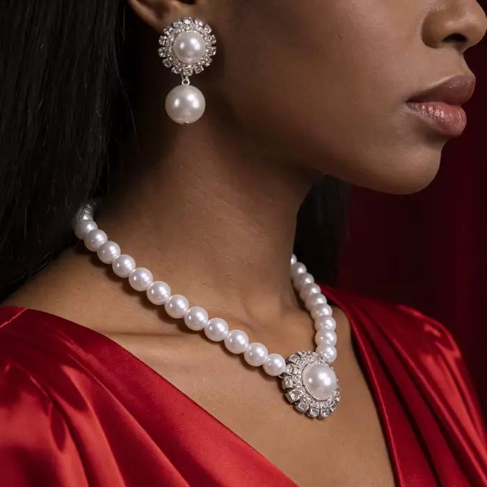 Ensemble de bijoux scintillants en perles fabriquées à la main, bijoux de déclaration de mode rétro pour les occasions de soirée de style formel avec un style élégant