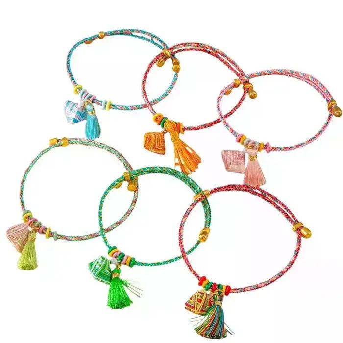 Bracelet tressé fait main avec breloque pompon, réglable et coloré, pour femme, bijoux de festival