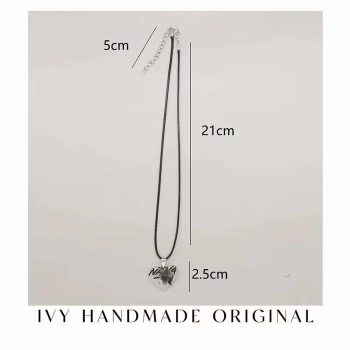 Collier pendentif coeur acrylique NANA pour femme, accessoires en résine, bijoux personnalisés, breloques anime, cadeaux pour filles et amis