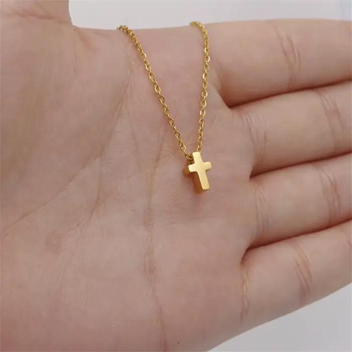 Collier croix en or pour femmes, petits pendentifs croix de jésus, Simple, couleur or, acier inoxydable, bijoux à la mode, cadeau