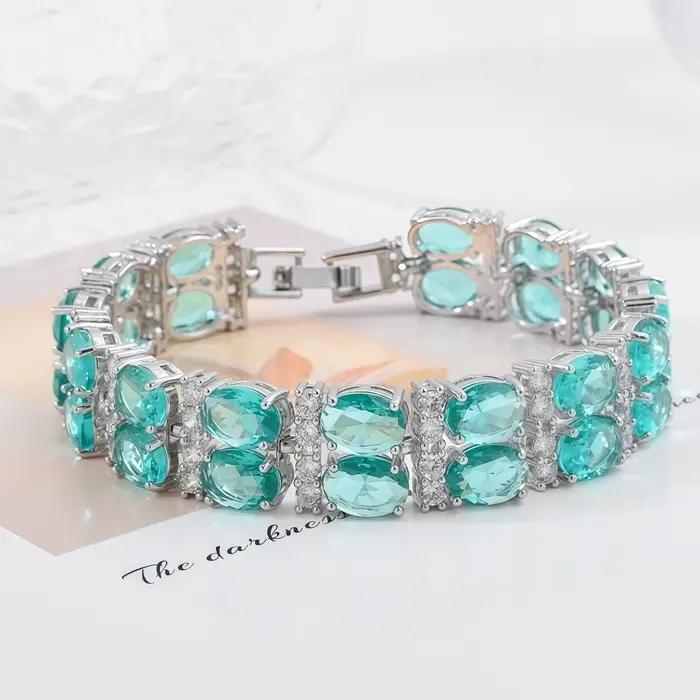 Bracelet Exquis à Double Rangée de Zircons Multicolores Extensible Bijou de Main Transparent Tendance pour Femme Occasions Spéciales