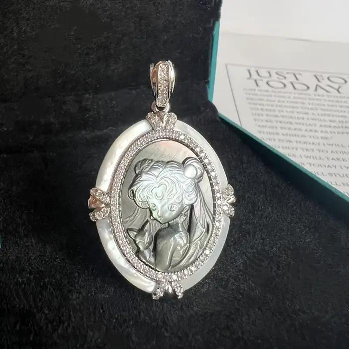 Pendentif vintage Sailor Moon gravé en nacre, collier en cuivre plaqué or 18 carats avec zircon, bijoux anime pour femmes