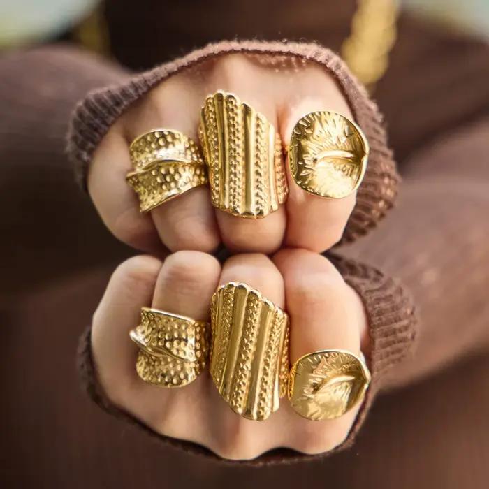 Bague en forme de feuille en acier inoxydable pour femmes, plaquée or 18 carats, motif fleur de lys, bague statement épaisse texturée, bague cocktail