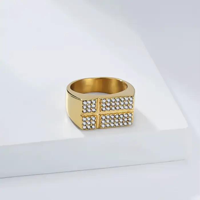 Bague Croix Luxe Plaqué Or 18K en Acier Titane Premium avec Micro-Pavé de Diamants de Laboratoire, Bijoux Hip Hop pour Hommes 2026