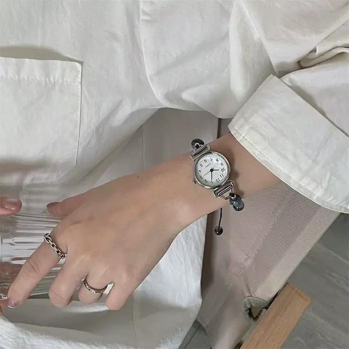 Mode Bracelet perlé montre Bracelet réglable pendentif montre à Quartz montre-Bracelet femmes filles