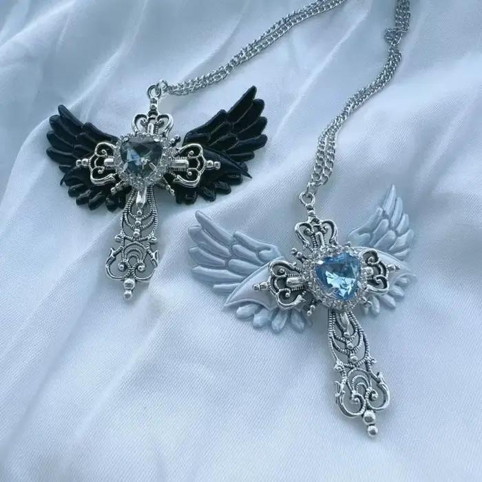 Collier ras du cou Y2K en cristal en forme de cœur, style punk, pour femme, accessoire sexy gothique à la mode coréenne, avec pendentif ailes et croix