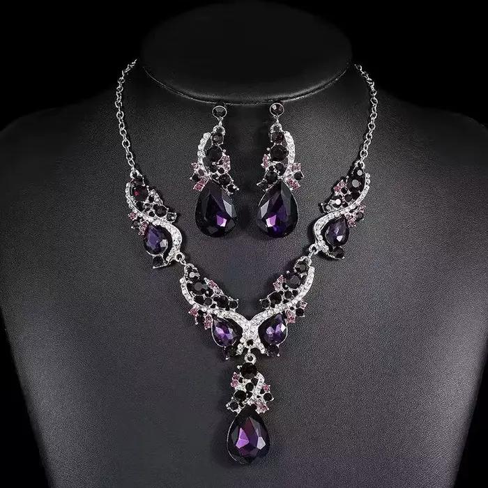 Ensemble de bijoux à la mode exquis, collier et boucles d'oreilles élégants, plein de diamants scintillants, alliage géométrique, bijoux à la mode