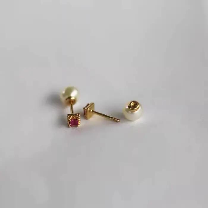 Boucles d'oreilles en argent Sterling S925 plaqué or 18 carats, Mini boucles d'oreilles carrées en Zircon rouge pour femmes avec bouchons de perles portant des boucles d'oreilles
