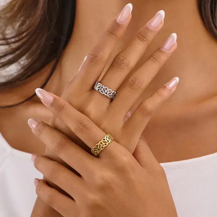 Bague en acier inoxydable plaqué or à nœud celtique de luxe léger, métal lourd imperméable et ne se décolore pas, avec bague réglable
